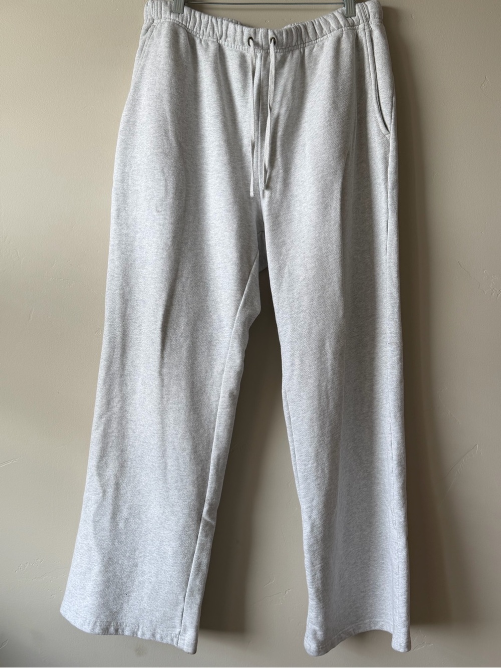 Men’s XL - ELWOOD core straight leg sweatpant